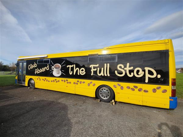 Optare single decker meeting place - Dubbeldeksbus: afbeelding 1 Optare single decker meeting place - Dubbeldeksbus: afbeelding 1