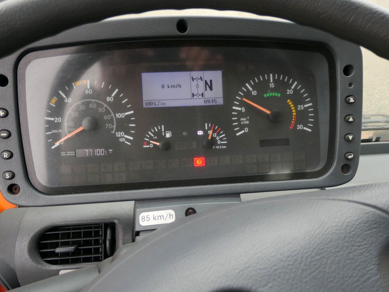 Mercedes-Benz Unimog U500 - Sneeuwruimer: afbeelding 5 Mercedes-Benz Unimog U500 - Sneeuwruimer: afbeelding 5