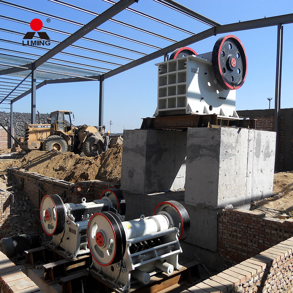 LIMING Large PE 600x900 Gold Ore Jaw Crusher Machine With Vibrating Screen - Kaakbreker: afbeelding 3 LIMING Large PE 600x900 Gold Ore Jaw Crusher Machine With Vibrating Screen - Kaakbreker: afbeelding 3