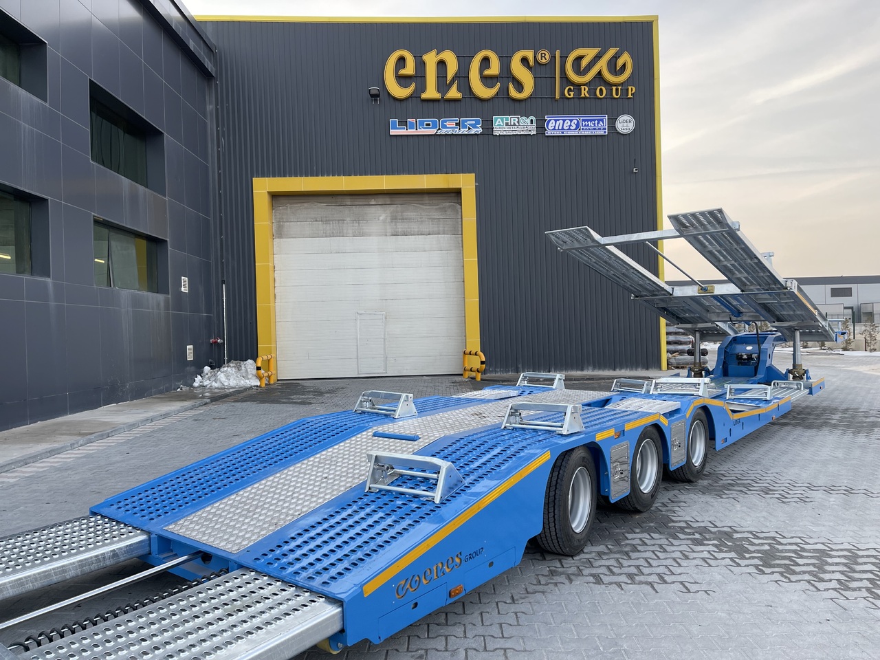 Nieuw Autotransport oplegger voor het vervoer van zwaar materieel LIDER 2025 NEW UNUSED READY IN FACTORY STOCK: afbeelding 12 Nieuw Autotransport oplegger voor het vervoer van zwaar materieel LIDER 2025 NEW UNUSED READY IN FACTORY STOCK: afbeelding 12