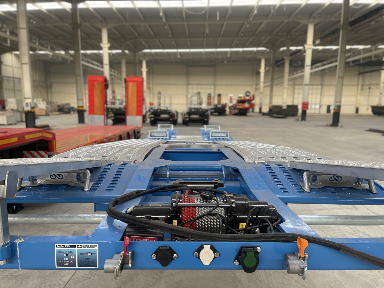 Nieuw Autotransport oplegger voor het vervoer van zwaar materieel LIDER 2025 NEW UNUSED READY IN FACTORY STOCK: afbeelding 7 Nieuw Autotransport oplegger voor het vervoer van zwaar materieel LIDER 2025 NEW UNUSED READY IN FACTORY STOCK: afbeelding 7