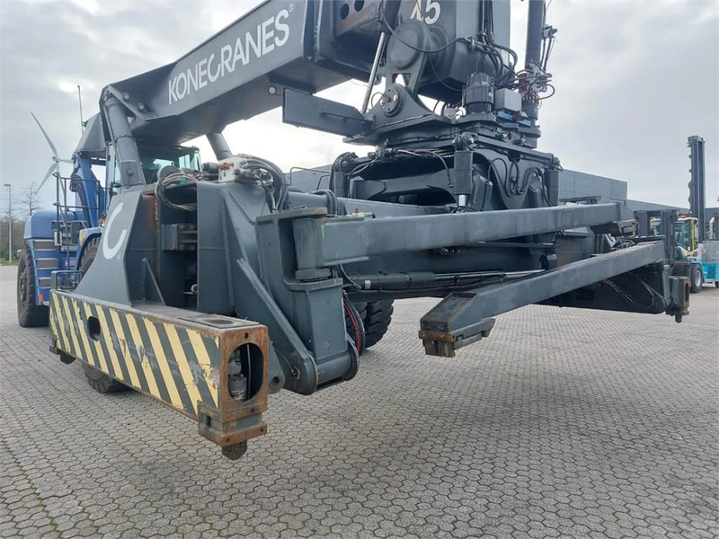 Reach stacker KONECRANES SMV 4531 CC5: afbeelding 11 Reach stacker KONECRANES SMV 4531 CC5: afbeelding 11