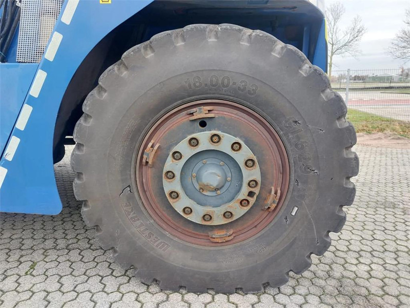 Reach stacker KONECRANES SMV 4531 CC5: afbeelding 14 Reach stacker KONECRANES SMV 4531 CC5: afbeelding 14