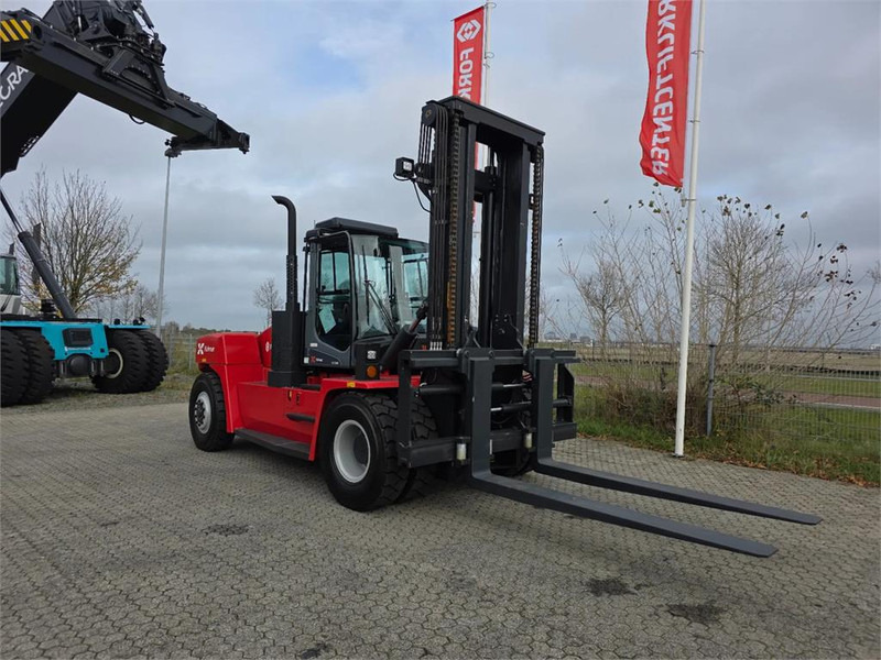 Kalmar DCG160-12 - Diesel heftruck: afbeelding 3 Kalmar DCG160-12 - Diesel heftruck: afbeelding 3