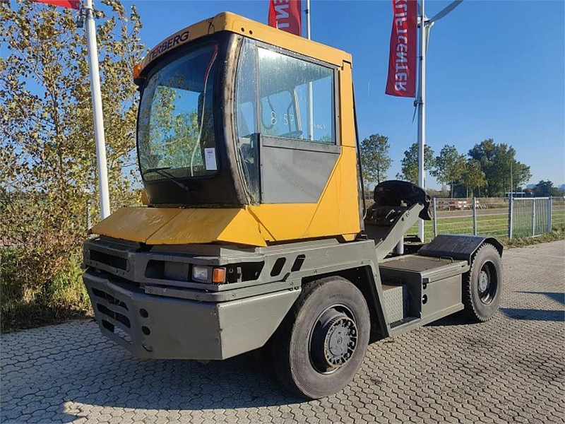 Terberg RT222 4x4 - Terminal trekker: afbeelding 1 Terberg RT222 4x4 - Terminal trekker: afbeelding 1