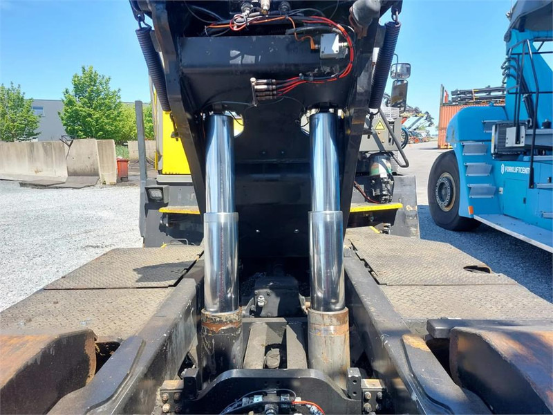 Terminal trekker Terberg RT222 4x4: afbeelding 10