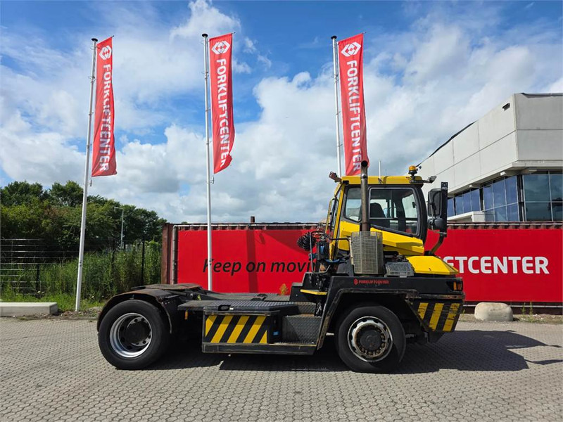 Terberg RT282 4x4 - Terminal trekker: afbeelding 3 Terberg RT282 4x4 - Terminal trekker: afbeelding 3