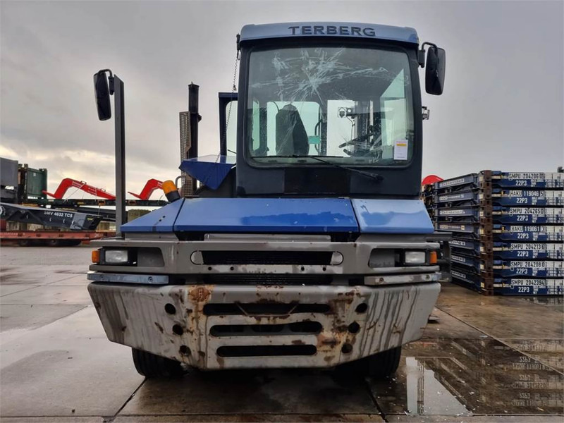 Terberg RT282 4x4 + safeneck - Terminal trekker: afbeelding 5 Terberg RT282 4x4 + safeneck - Terminal trekker: afbeelding 5