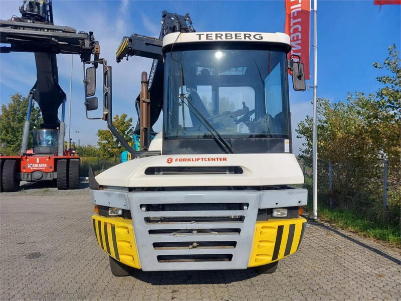 Terberg TT223 - Terminal trekker: afbeelding 5 Terberg TT223 - Terminal trekker: afbeelding 5