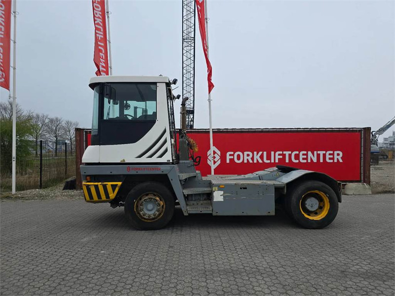 Terberg TT223 - Terminal trekker: afbeelding 4 Terberg TT223 - Terminal trekker: afbeelding 4
