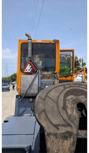 Terminal trekker Terberg YT182: afbeelding 10