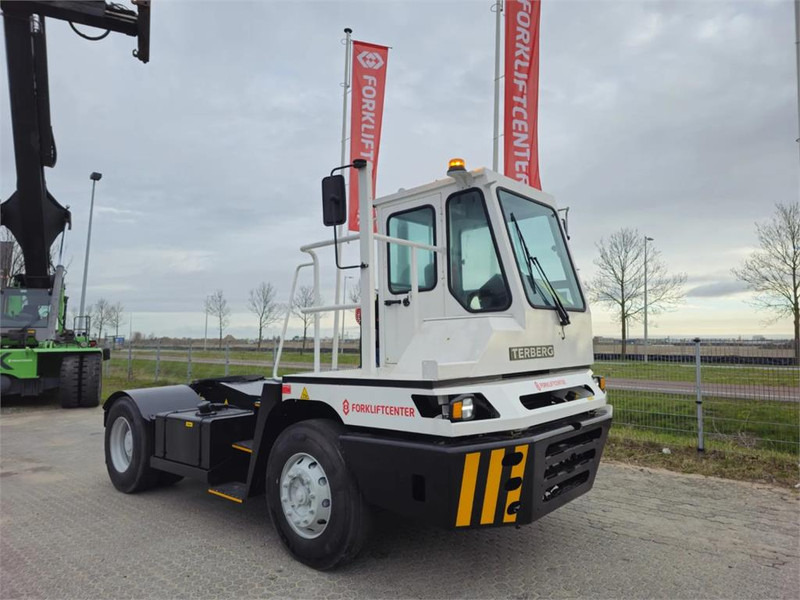 Terberg YT220 - Terminal trekker: afbeelding 1 Terberg YT220 - Terminal trekker: afbeelding 1