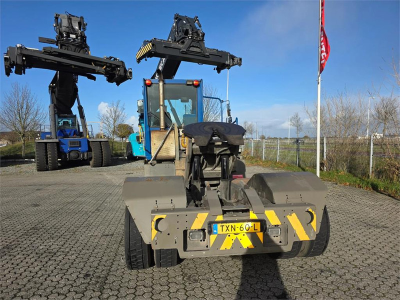 Terberg YT222 - Terminal trekker: afbeelding 5 Terberg YT222 - Terminal trekker: afbeelding 5
