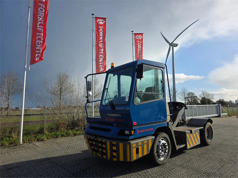 Terberg YT222 - Terminal trekker: afbeelding 2 Terberg YT222 - Terminal trekker: afbeelding 2
