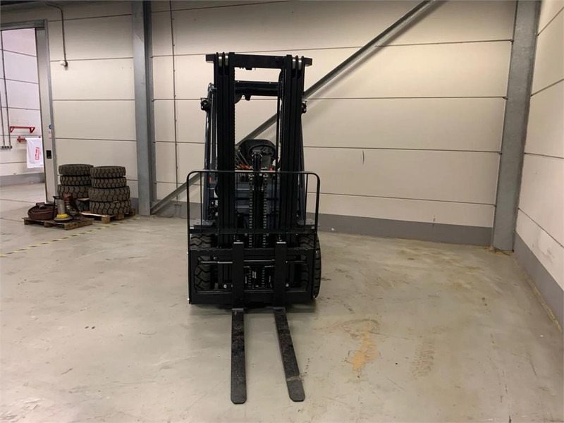 Toyota 02-8FGF30 - LPG heftruck: afbeelding 5 Toyota 02-8FGF30 - LPG heftruck: afbeelding 5