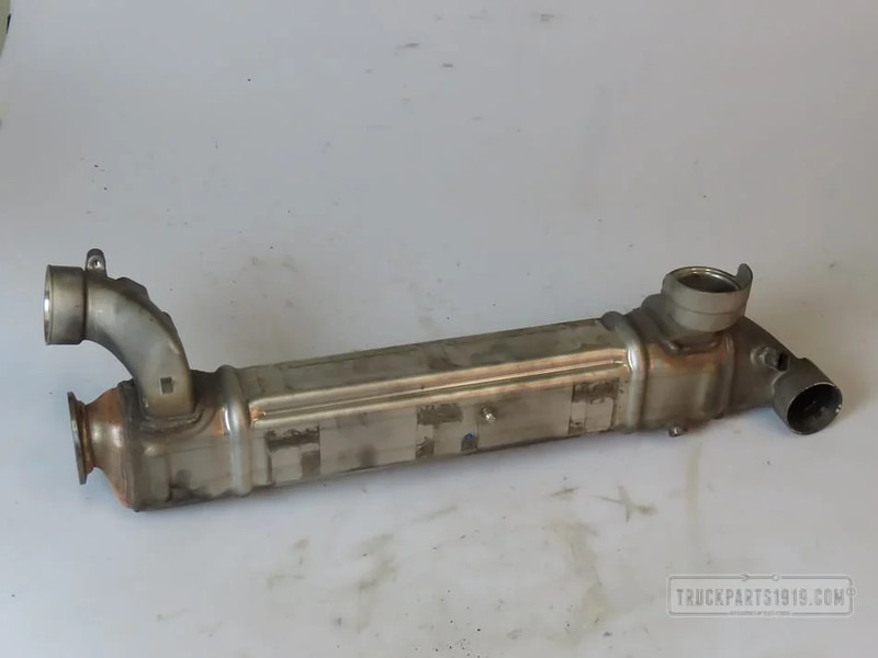 DAF Exhaust System EGR koeler DAF MX 11 - EGR koeler voor Vrachtwagen: afbeelding 1 DAF Exhaust System EGR koeler DAF MX 11 - EGR koeler voor Vrachtwagen: afbeelding 1