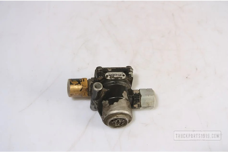 MAN Compressed Air System Drukregelaar - Klep voor Vrachtwagen: afbeelding 1 MAN Compressed Air System Drukregelaar - Klep voor Vrachtwagen: afbeelding 1