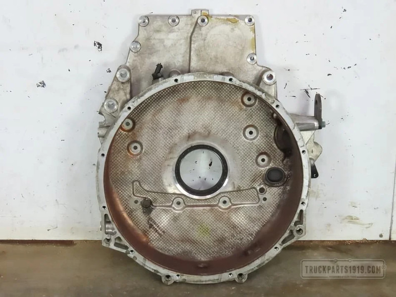 MAN Engines & Parts Vliegwielhuis D2676 - Krukas voor Vrachtwagen: afbeelding 1 MAN Engines & Parts Vliegwielhuis D2676 - Krukas voor Vrachtwagen: afbeelding 1