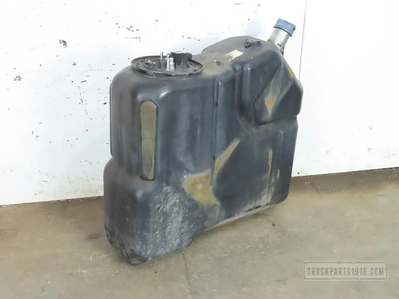 Mercedes-Benz Exhaust System AdBlue tank 60L MB MP4 - AdBlue Tank voor Vrachtwagen: afbeelding 2 Mercedes-Benz Exhaust System AdBlue tank 60L MB MP4 - AdBlue Tank voor Vrachtwagen: afbeelding 2