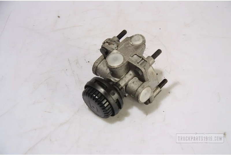 Renault Compressed Air System Relaisklep Renault - Klep voor Vrachtwagen: afbeelding 1 Renault Compressed Air System Relaisklep Renault - Klep voor Vrachtwagen: afbeelding 1