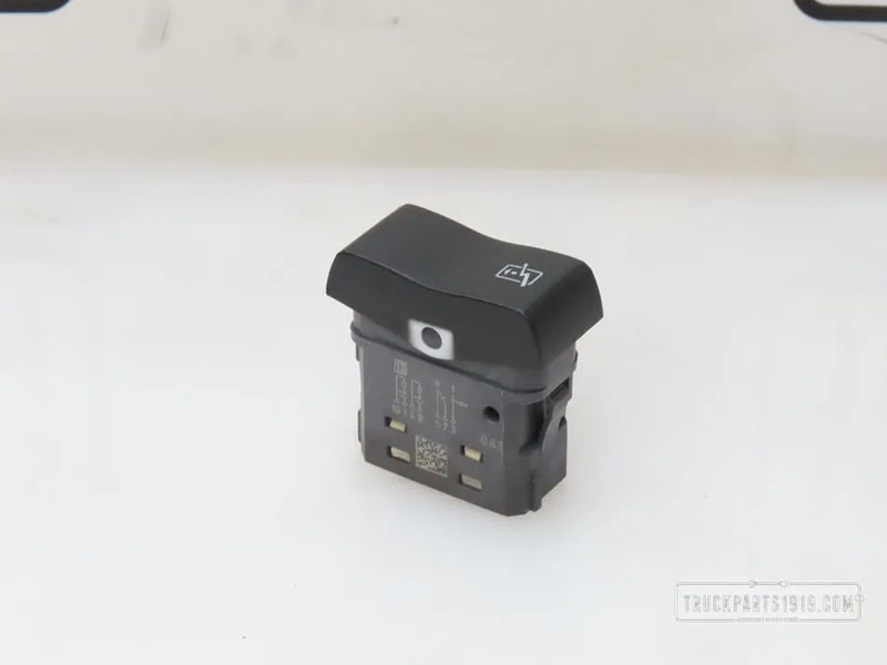 Scania 2092008 Schakelaar Scania - Instrumentenpaneel voor Vrachtwagen: afbeelding 1 Scania 2092008 Schakelaar Scania - Instrumentenpaneel voor Vrachtwagen: afbeelding 1