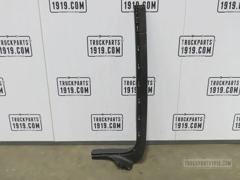 Scania 2126889 Paneel A-stijl Li. Scania - Cabine en interieur voor Vrachtwagen: afbeelding 1 Scania 2126889 Paneel A-stijl Li. Scania - Cabine en interieur voor Vrachtwagen: afbeelding 1