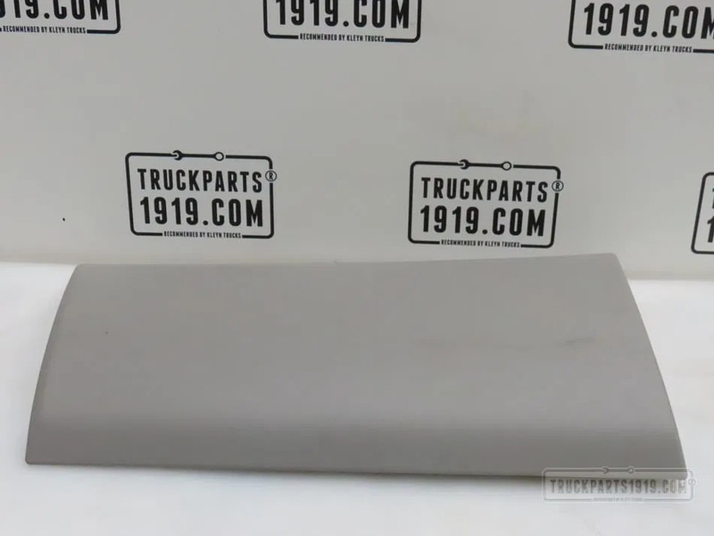 Scania 2379806 Dashboard afdekking Scania - Cabine en interieur voor Vrachtwagen: afbeelding 1 Scania 2379806 Dashboard afdekking Scania - Cabine en interieur voor Vrachtwagen: afbeelding 1