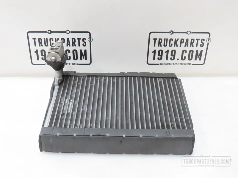 Scania 2879041 Airco verdamper Scania - Verwarming/ Ventilatie voor Vrachtwagen: afbeelding 1 Scania 2879041 Airco verdamper Scania - Verwarming/ Ventilatie voor Vrachtwagen: afbeelding 1