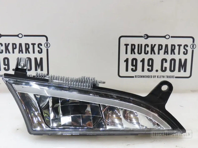 Scania 2948556 Verstraler grille - Mistlamp voor Vrachtwagen: afbeelding 1 Scania 2948556 Verstraler grille - Mistlamp voor Vrachtwagen: afbeelding 1