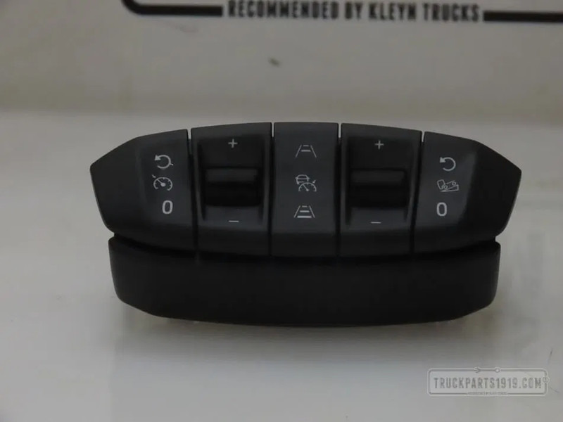 Scania 2980504 Stuurwielschakelaar Scania - Instrumentenpaneel voor Vrachtwagen: afbeelding 1 Scania 2980504 Stuurwielschakelaar Scania - Instrumentenpaneel voor Vrachtwagen: afbeelding 1