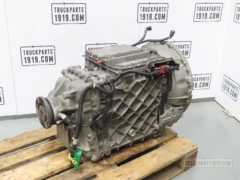 Volvo 60151016 Versnellingsbak AT2412F Volvo - Versnellingsbak voor Vrachtwagen: afbeelding 2 Volvo 60151016 Versnellingsbak AT2412F Volvo - Versnellingsbak voor Vrachtwagen: afbeelding 2