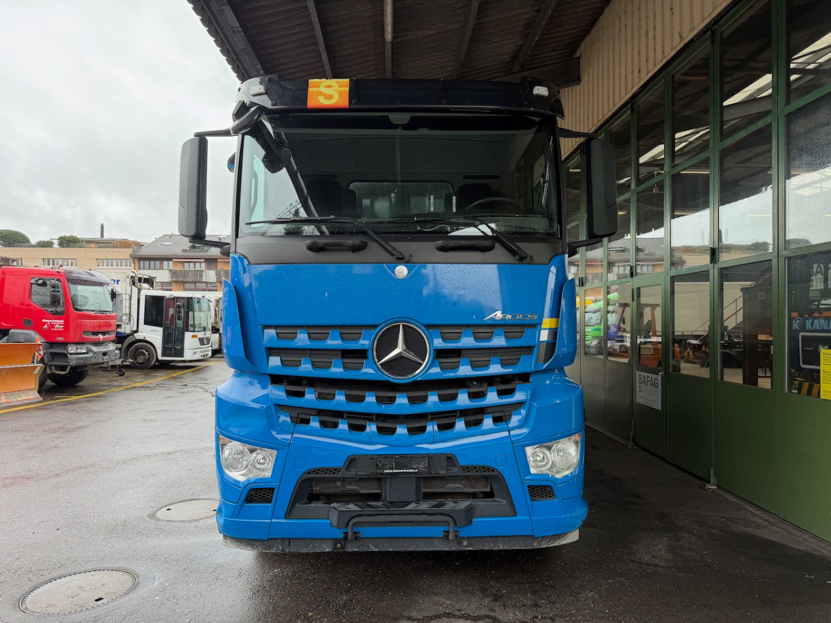 MERCEDES Arocs 4451 - Kipper vrachtwagen: afbeelding 3 MERCEDES Arocs 4451 - Kipper vrachtwagen: afbeelding 3