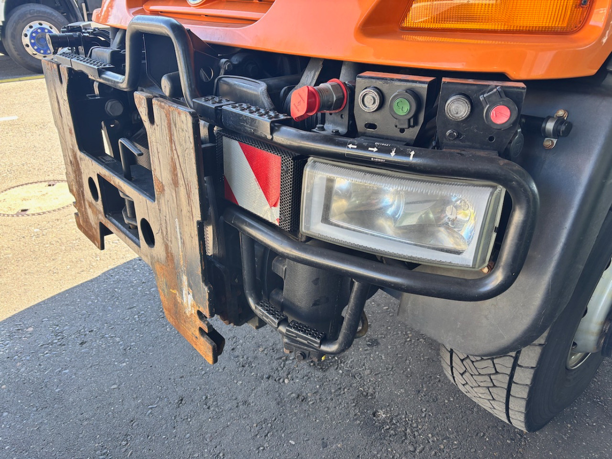 UNIMOG U400 - Kipper vrachtwagen: afbeelding 4 UNIMOG U400 - Kipper vrachtwagen: afbeelding 4