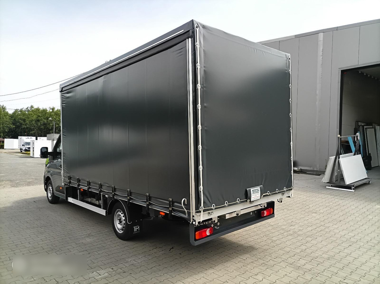 Renault Master 170 8 Pal Dachspoiler - Huifzeil bedrijfswagen: afbeelding 2 Renault Master 170 8 Pal Dachspoiler - Huifzeil bedrijfswagen: afbeelding 2