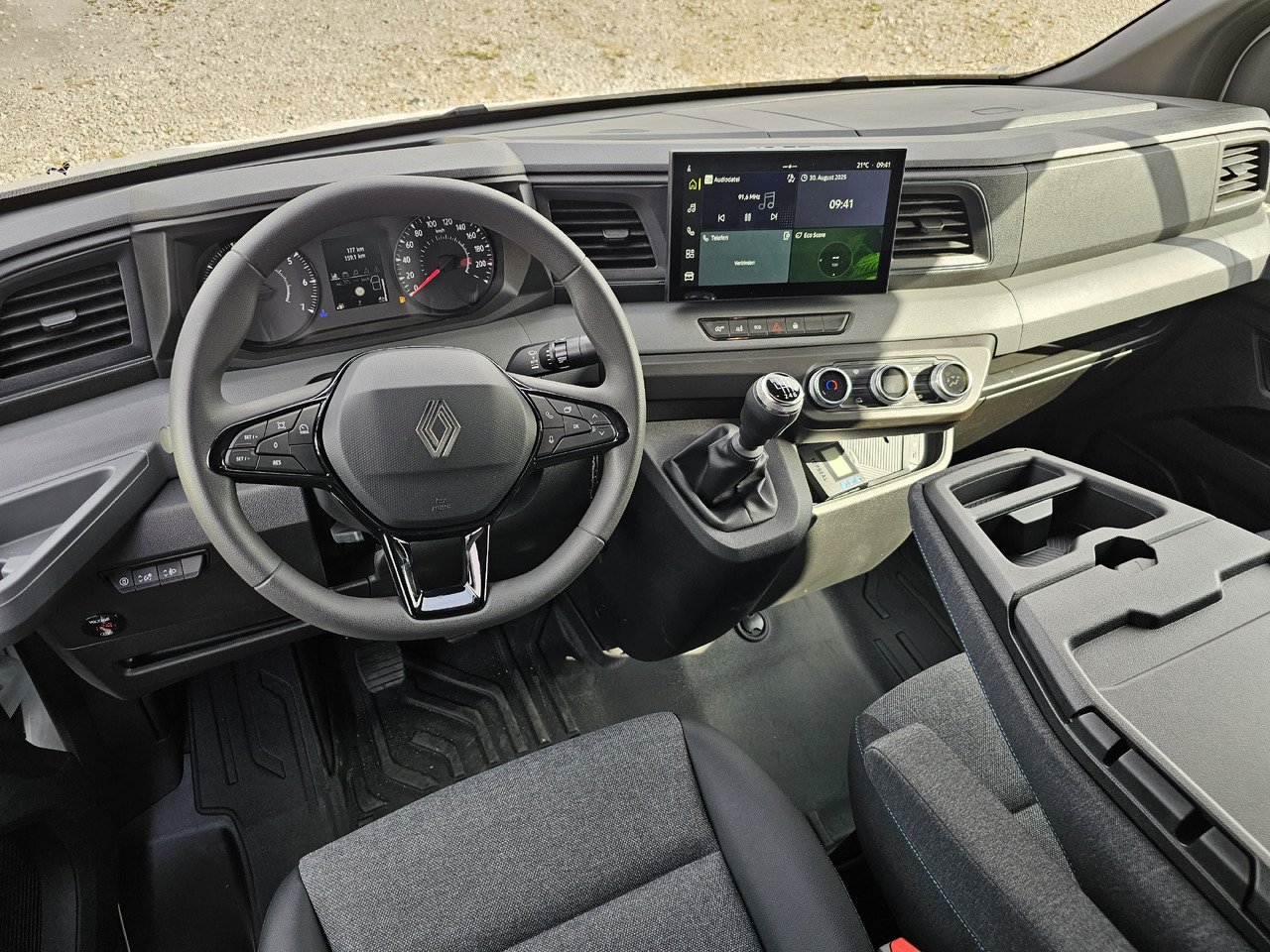 Renault Master 170 Leichtbaukoffer - Bestelwagen gesloten laadbak: afbeelding 3 Renault Master 170 Leichtbaukoffer - Bestelwagen gesloten laadbak: afbeelding 3