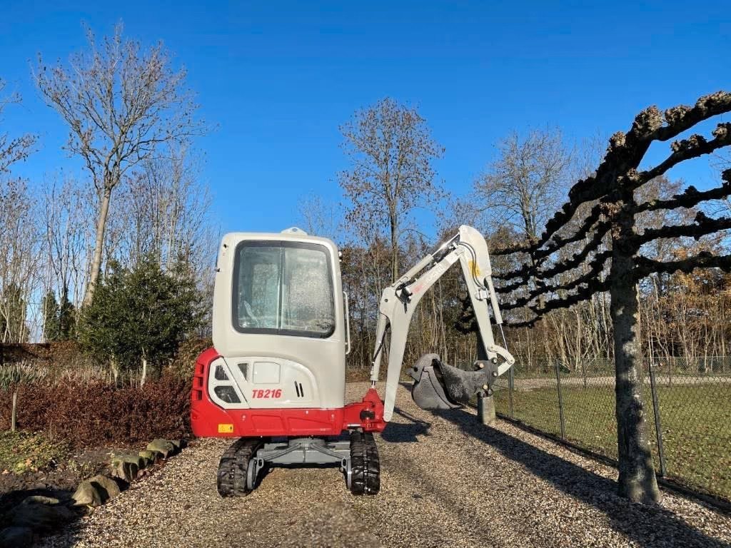 TAKEUCHI TB216 - Minigraafmachine: afbeelding 4 TAKEUCHI TB216 - Minigraafmachine: afbeelding 4