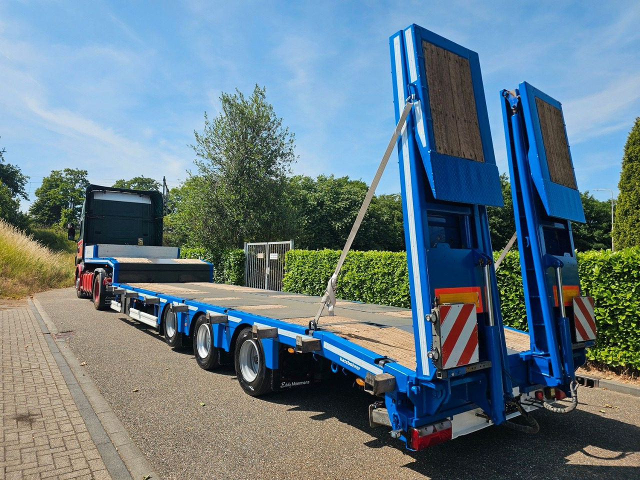 Kässbohrer LB3E Semie Tieflader Mit Rampen - Dieplader oplegger: afbeelding 2 Kässbohrer LB3E Semie Tieflader Mit Rampen - Dieplader oplegger: afbeelding 2