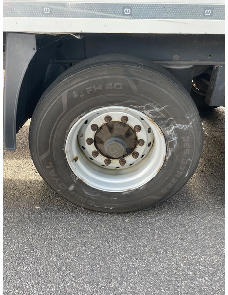 Krone Koeler 3 Asser met laadklep. Komt nog binnen - Koelwagen oplegger: afbeelding 4 Krone Koeler 3 Asser met laadklep. Komt nog binnen - Koelwagen oplegger: afbeelding 4