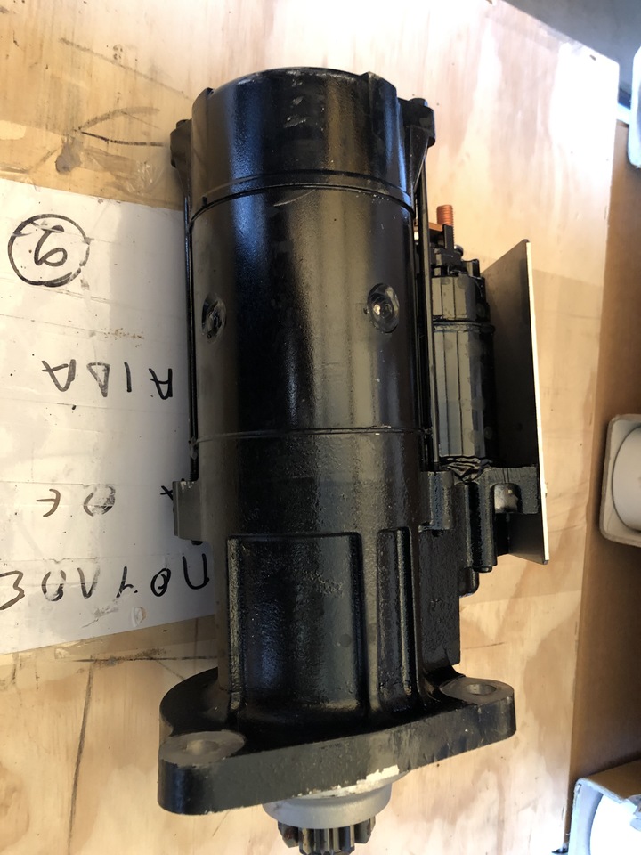 MAN STARTING MOTOR 24V MITSUBISHI - Starter voor Vrachtwagen: afbeelding 2 MAN STARTING MOTOR 24V MITSUBISHI - Starter voor Vrachtwagen: afbeelding 2