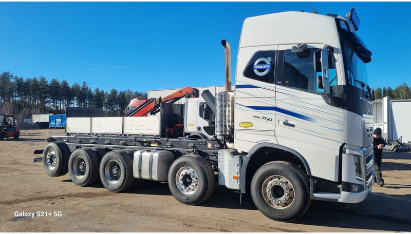 Volvo FH750 New engine and gearbox - Chassis vrachtwagen: afbeelding 2 Volvo FH750 New engine and gearbox - Chassis vrachtwagen: afbeelding 2