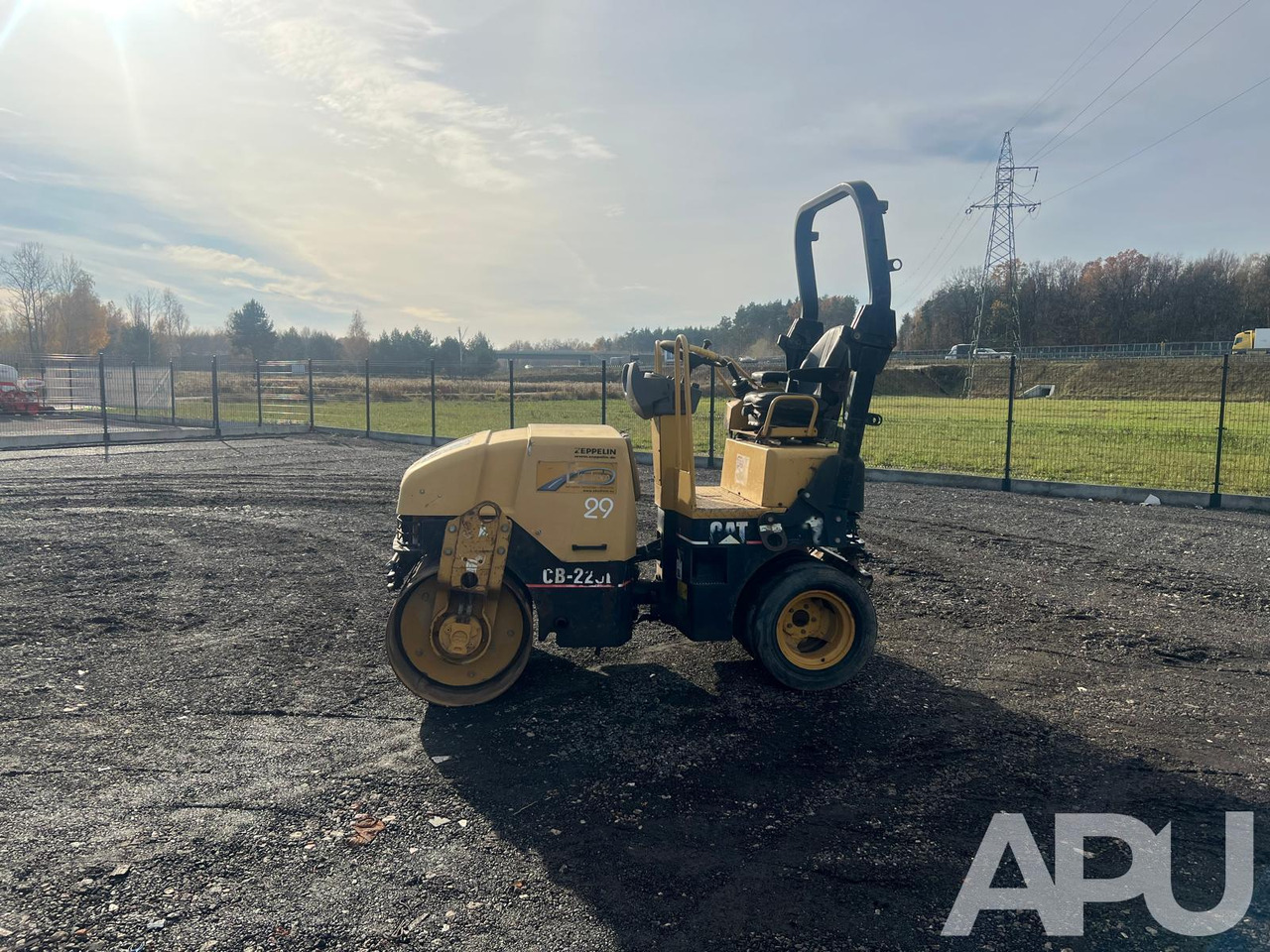 CATERPILLAR CB-225E - Wals: afbeelding 2 CATERPILLAR CB-225E - Wals: afbeelding 2