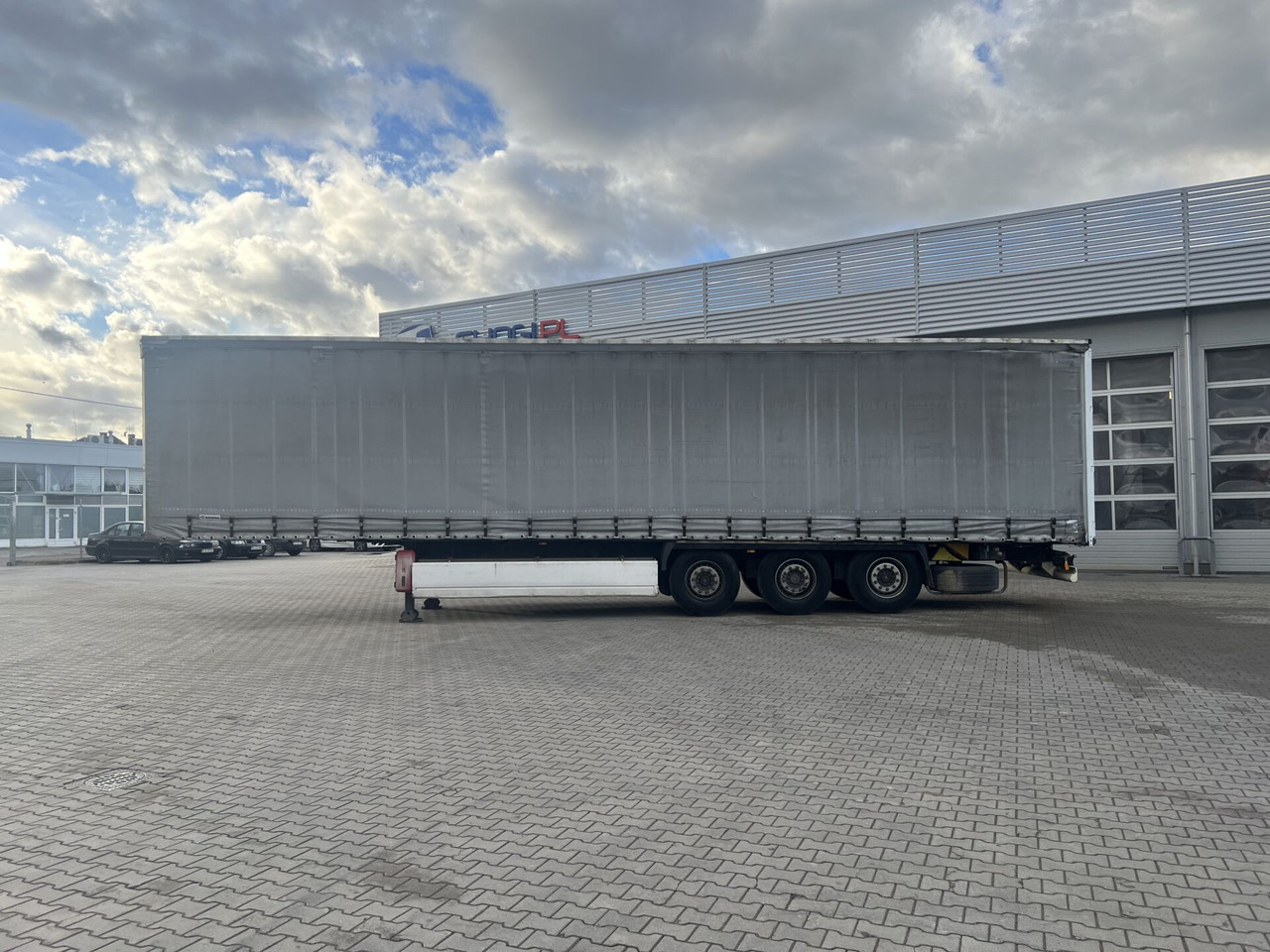 Naczepa ciężarowa KRONE - Schuifzeiloplegger: afbeelding 2 Naczepa ciężarowa KRONE - Schuifzeiloplegger: afbeelding 2