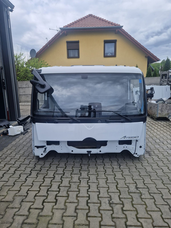 MB ATEGO CABINE EURO 6 TUNEL VOOR 6 CYL.MOTOR WITHOUT SEAT 000074 - Cabine voor Vrachtwagen: afbeelding 1 MB ATEGO CABINE EURO 6 TUNEL VOOR 6 CYL.MOTOR WITHOUT SEAT 000074 - Cabine voor Vrachtwagen: afbeelding 1