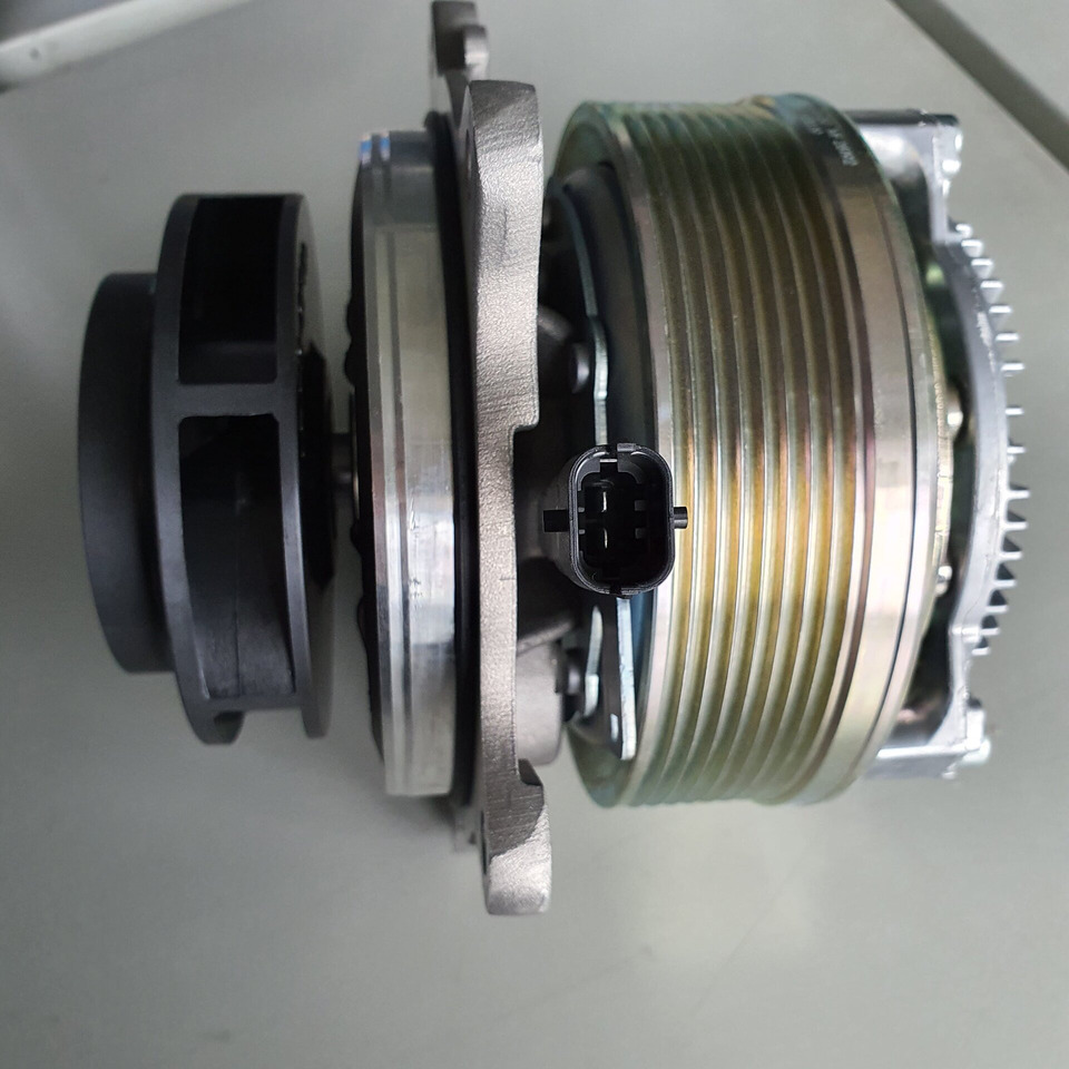 WATERPOMP DAF XF/CF EURO 6 XF 106 2104578R 1949540 - Waterpomp voor Vrachtwagen: afbeelding 2 WATERPOMP DAF XF/CF EURO 6 XF 106 2104578R 1949540 - Waterpomp voor Vrachtwagen: afbeelding 2