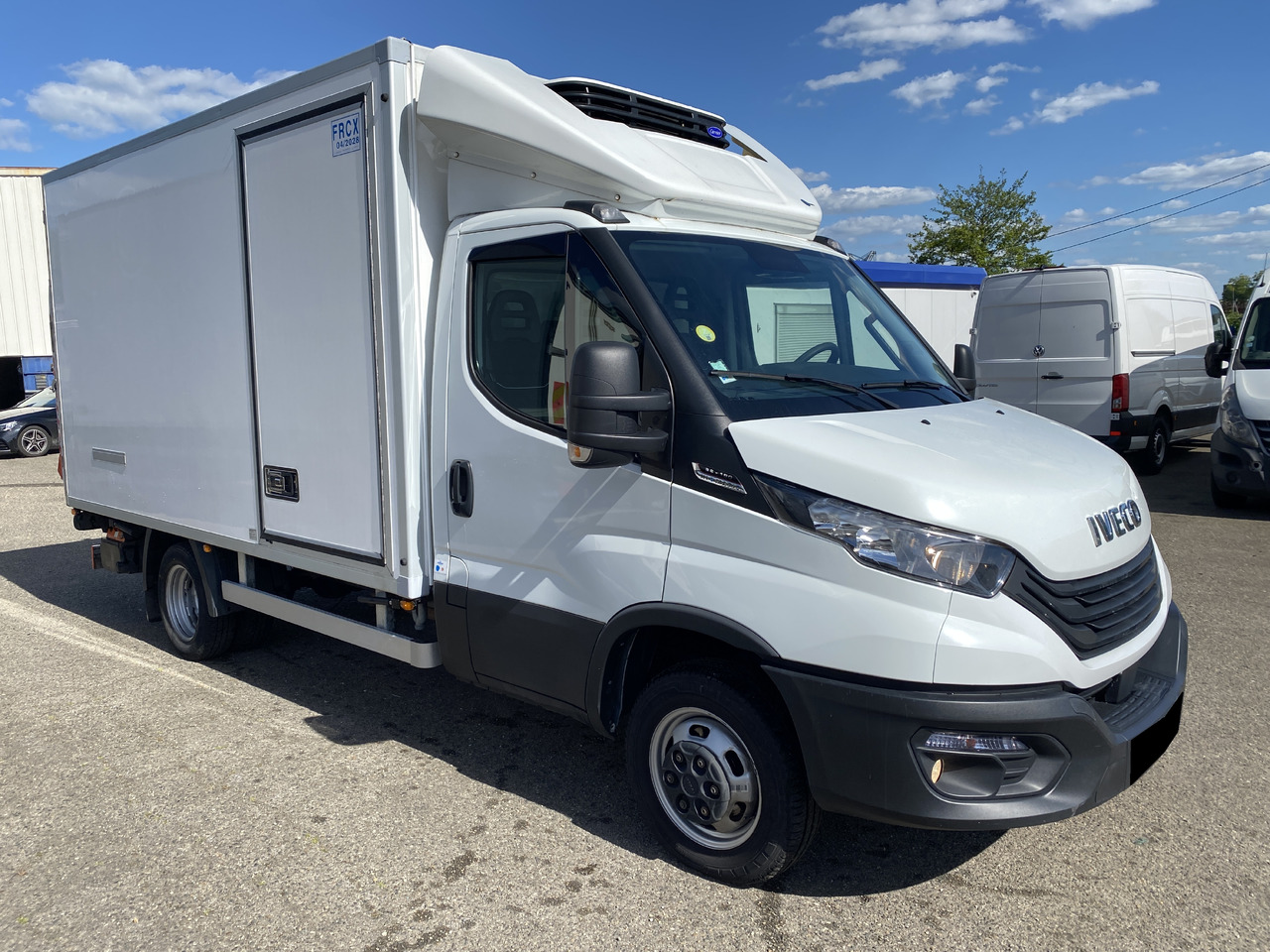 Koelwagen IVECO daily frigo boite auto hayon: afbeelding 1