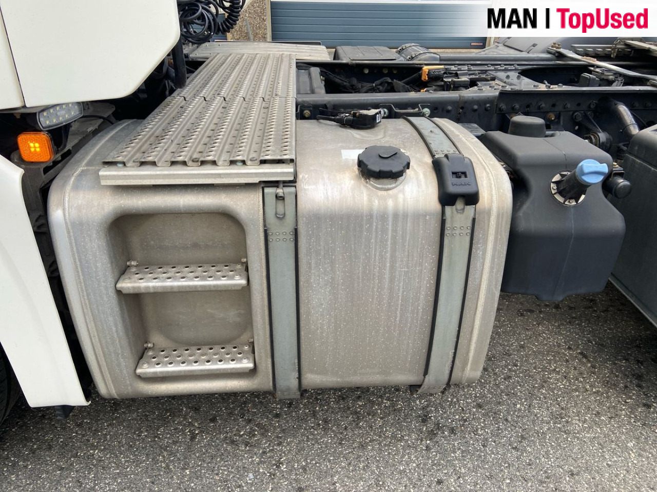 MAN TGX 28.510 6x2=2 BL SA "Retarder" - Trekker: afbeelding 5 MAN TGX 28.510 6x2=2 BL SA "Retarder" - Trekker: afbeelding 5