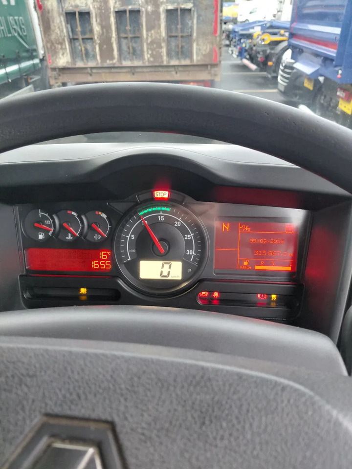 2016 Renault D18 Curtainsider - Schuifzeilen vrachtwagen: afbeelding 3 2016 Renault D18 Curtainsider - Schuifzeilen vrachtwagen: afbeelding 3