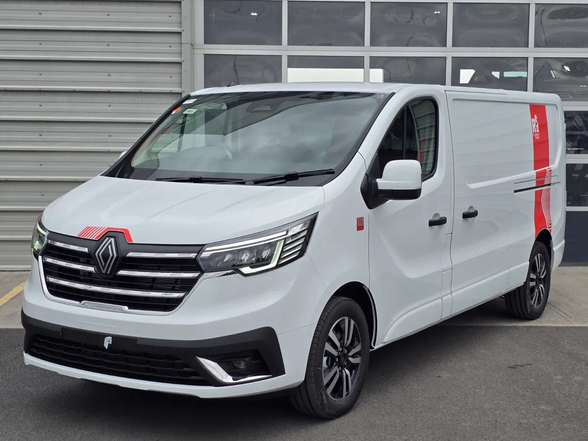 NEW Renault Trafic Exclusive 170BHP/150BHP Auto White - Gesloten bestelwagen: afbeelding 5 NEW Renault Trafic Exclusive 170BHP/150BHP Auto White - Gesloten bestelwagen: afbeelding 5