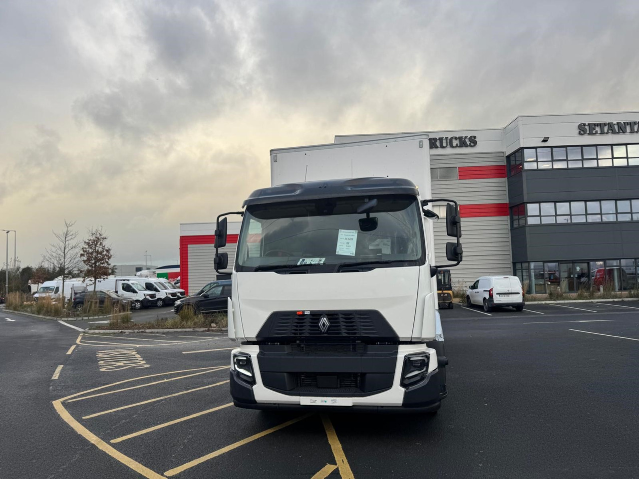 Renault Trucks D 18 Wide 4×2 with Chereau Body - Bakwagen: afbeelding 2 Renault Trucks D 18 Wide 4×2 with Chereau Body - Bakwagen: afbeelding 2