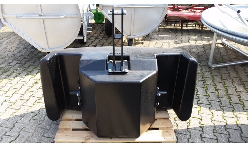 Frontgewicht 2500 kg - Tegenwicht voor Landbouwmachine: afbeelding 4 Frontgewicht 2500 kg - Tegenwicht voor Landbouwmachine: afbeelding 4